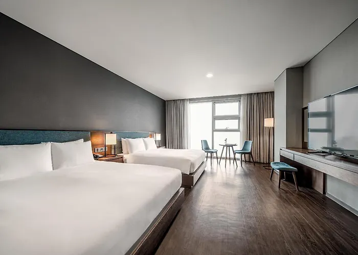 Hotel Tops 10