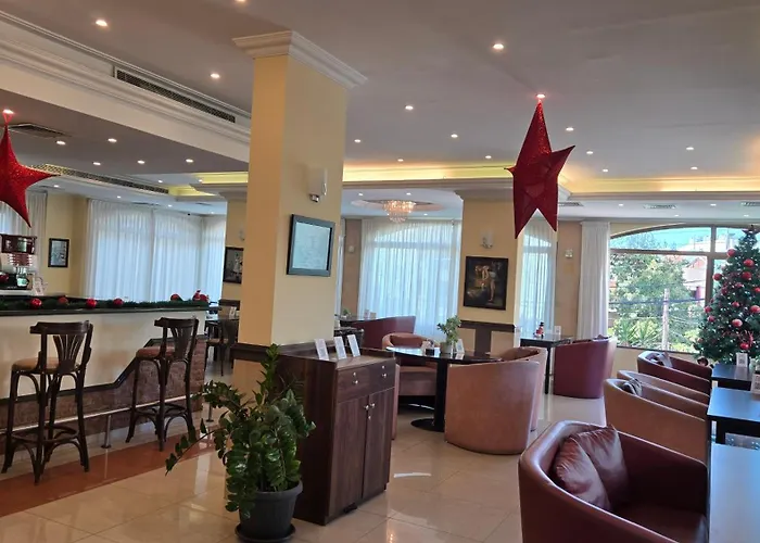 Mateus Hotel & Pool
