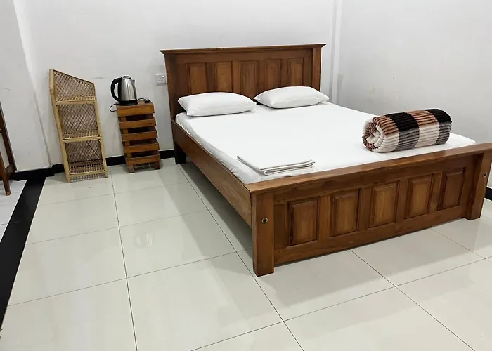 Thisha Hotel & Restaurant