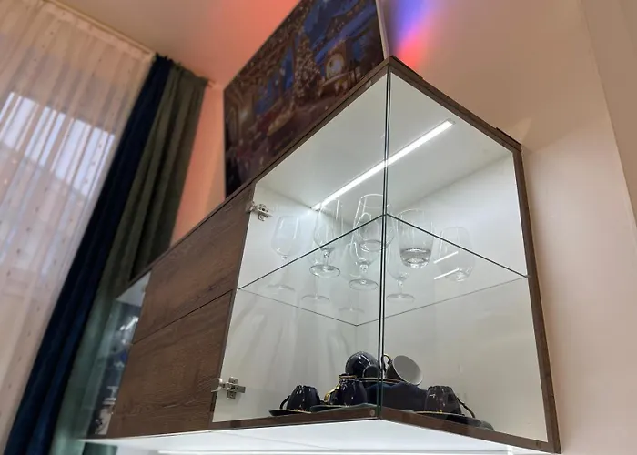 La Luna Premium Deluxe Apartment With Pool & Jacuzzi, Bikes And Secured Parking
