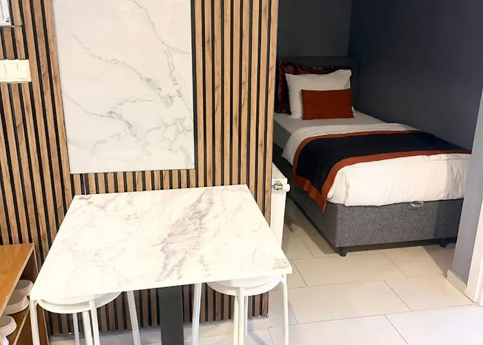 Class Suit Residence