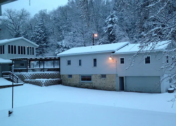 Little Bluff Inn