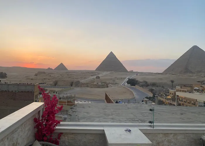 Rehana Pyramids Hotel