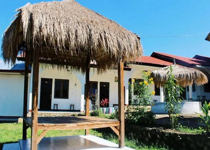 Fx 72 Ruteng Hotel