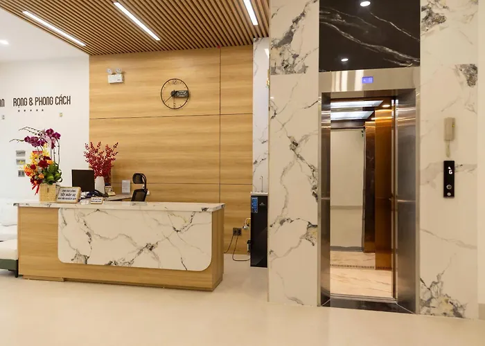 C&M Hotel