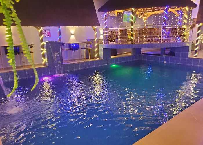 Tour Eiffel Hotel Benin