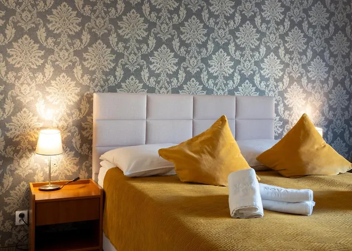 Nova City Hotel