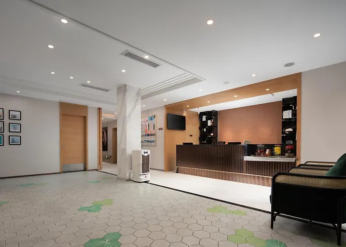 Jinjiang Metropolo Hotel
