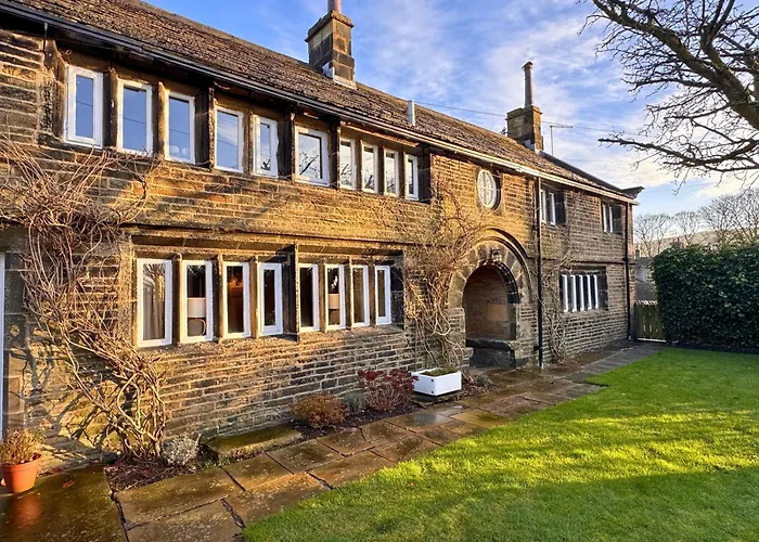 Holdsworth House Hotel