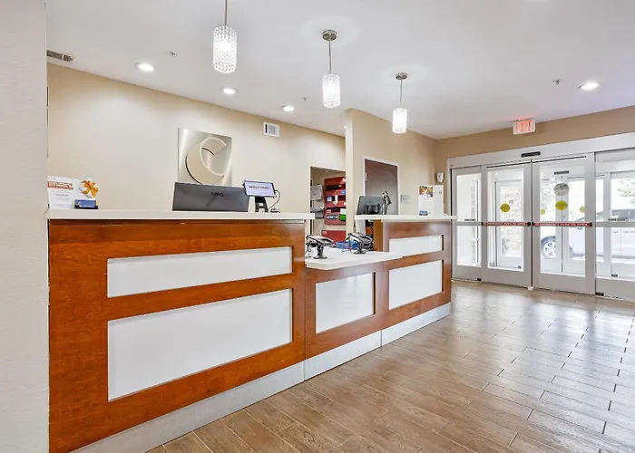 Comfort Inn & Suites Montgomery East Carmichael Rd