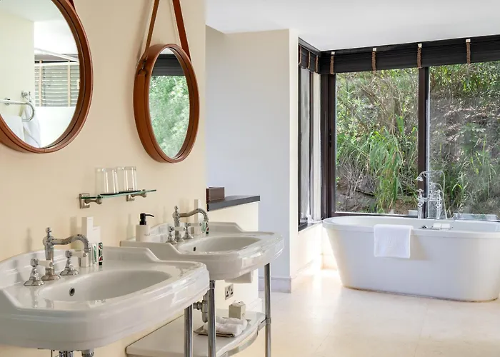 Four Seasons Safari Lodge Serengeti