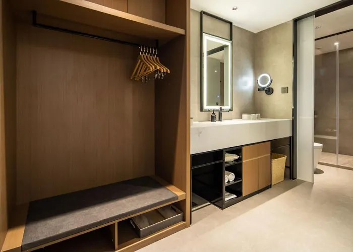 Atour Hotel Dalian Development Zone