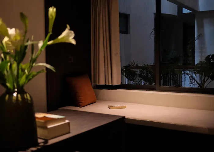 The Hem Hotel And Apartment