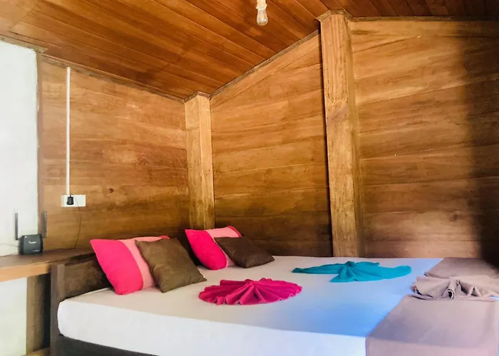 Sinharaja Pitadeniya Villa