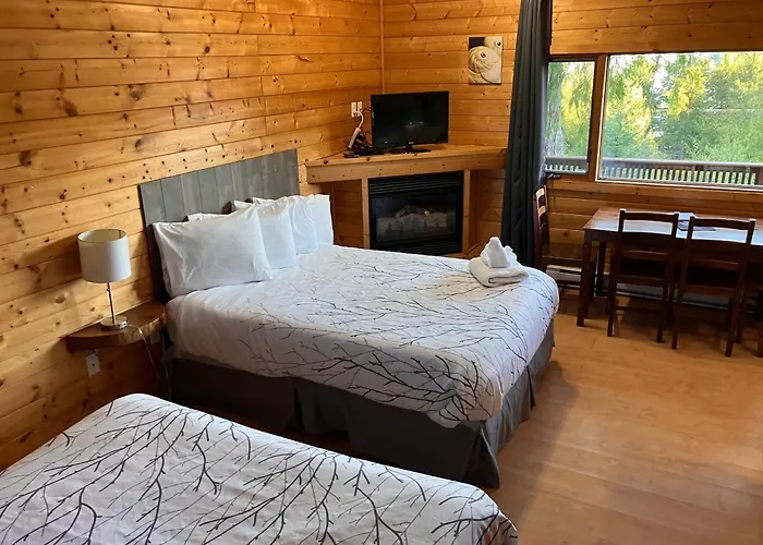 Bear Cove Cottages