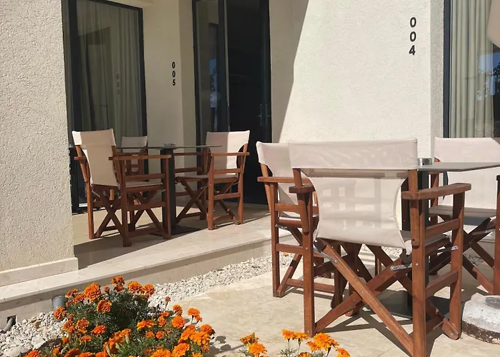 South Villas And Suites