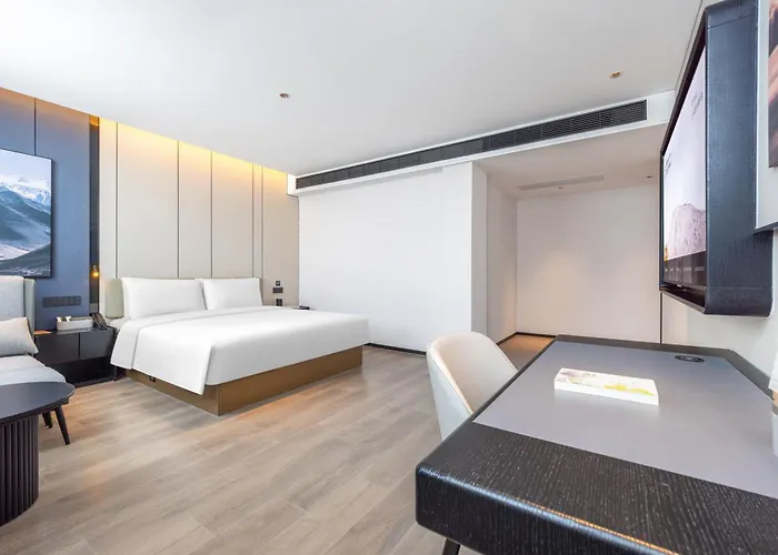 Atour Hotel Dongguan Dongcheng 33 Town