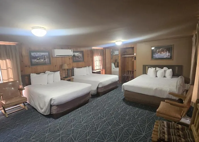 Trails end motel