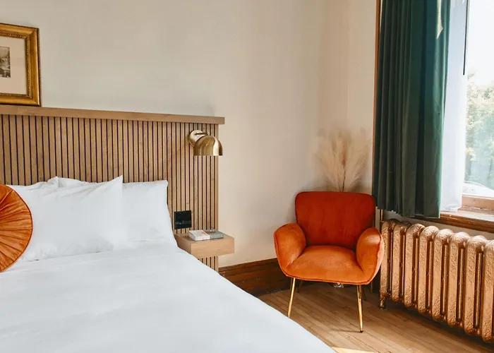 Hotel Chateau Cran Chaud Chicoutimi