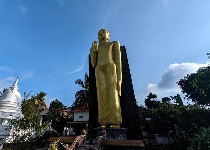 Pearl Kingdom Hotel & Resort