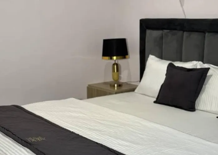 Flora By Bibaley Hotel