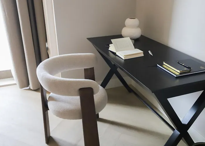 Dam Residence - Boutique Hotel
