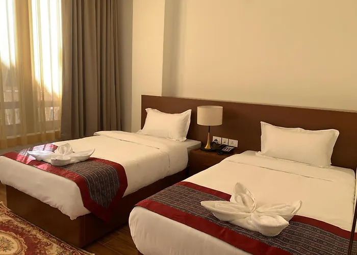 Hotel pema raga