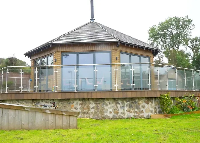 Nantsidyll Farm Spa & Holiday Lodges
