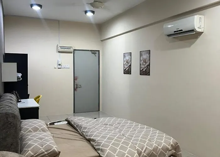 The Suncity Inn