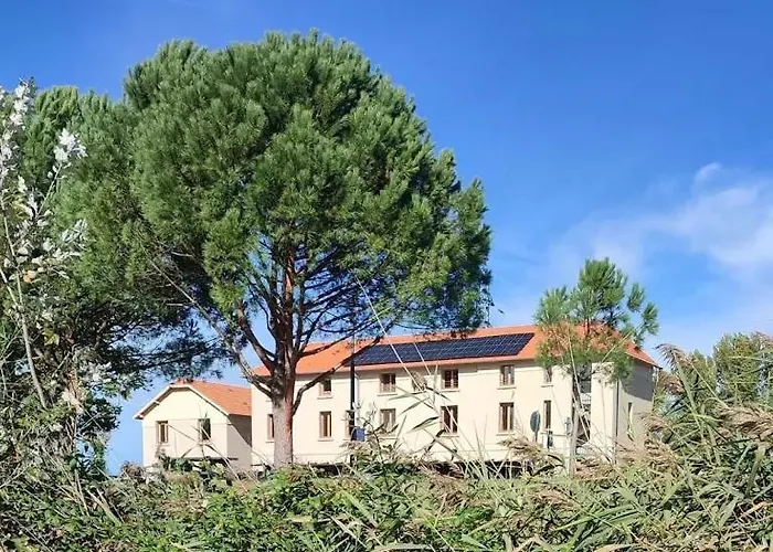 Les Logis du Port Suites&Spa - Port Canal Montauban