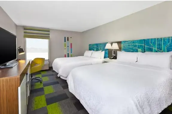 Hampton Inn