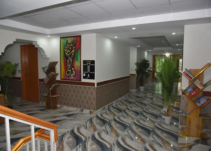 Stay Near Earthquake Memorial Bridge & Red Fort,Room 212