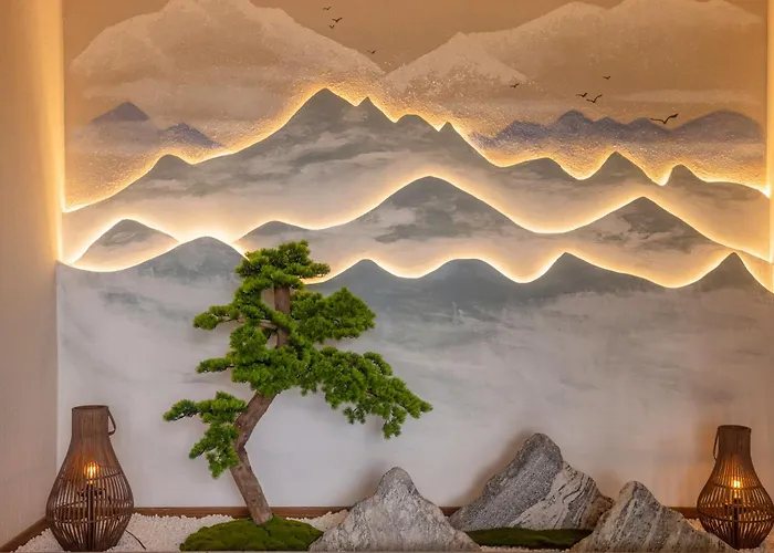 The Panorama Designer Villa & Cafe - Chinese Naxi Style Courtyard - Complimentary Airport Pick-Up For 3 Nights & Tailor-Made Tours