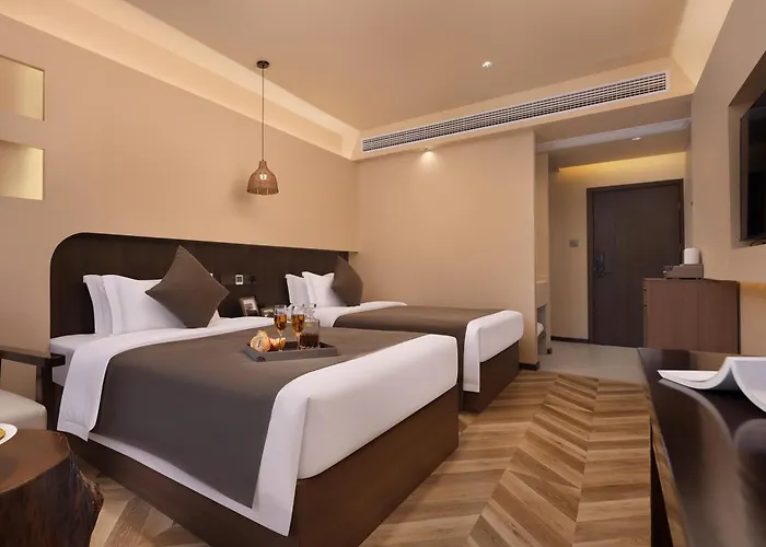 Fenghuang Story Hotel