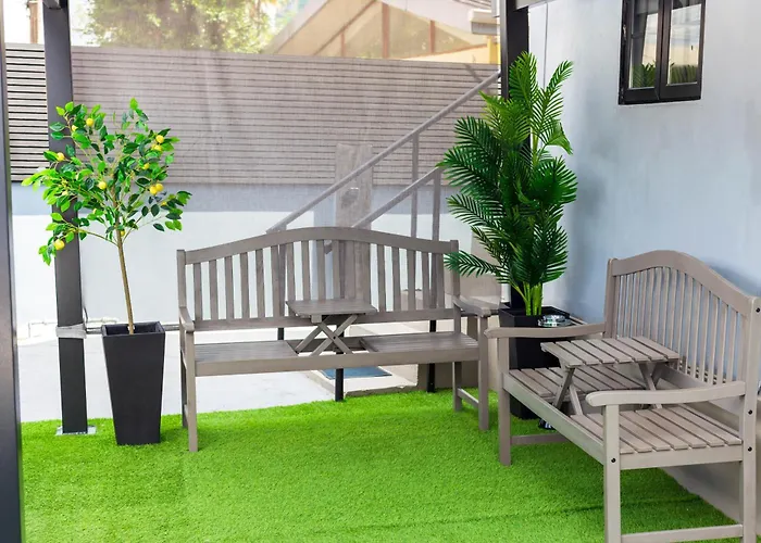 Tstays Smart Hotel Courtyard, Gated Modern Stay