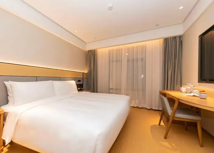 Ji Hotel Suzhou Guanqian Street Chayuanchang Metro Station