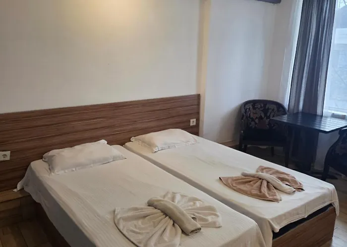 Hotel Zara Rooms