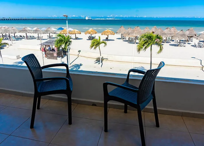 Hotel & Suites Domani