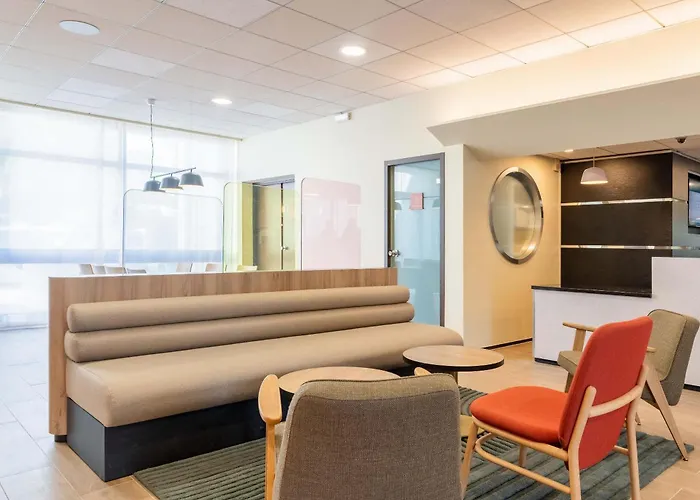 B&B HOTEL Lyon Nord