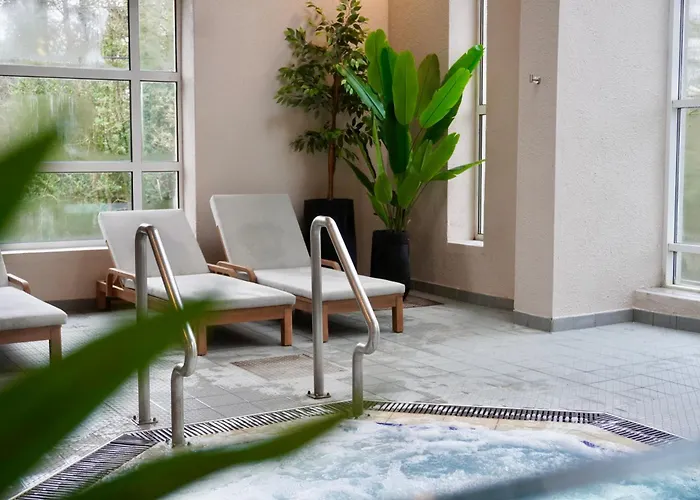 Twin Trees Hotel & Brusna Falls Leisure