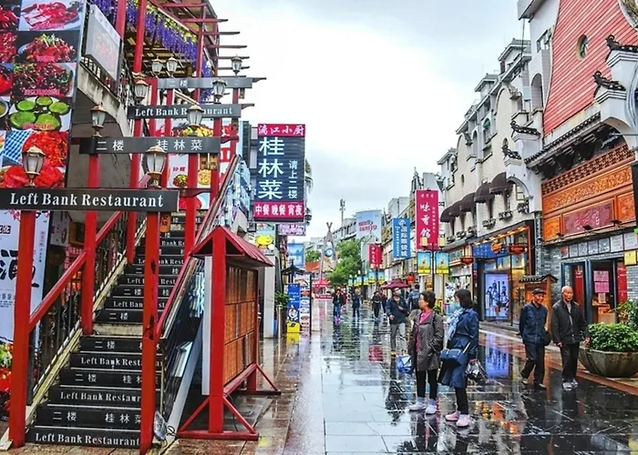 Wing Hotel Guilin- Pedestrian Street