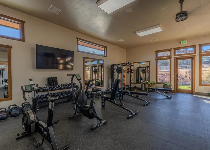 Cougar Ridge Resort