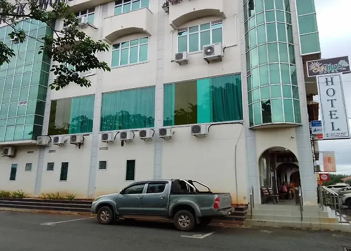 Sun Tree Hotel At Triang