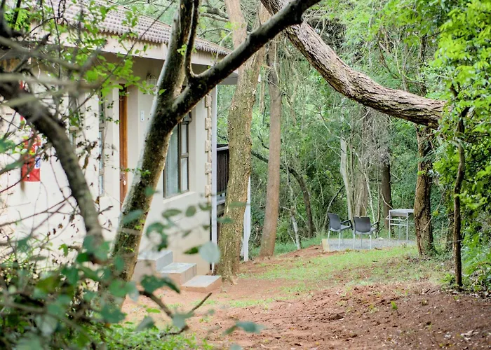 Mazuri Bush Cottages
