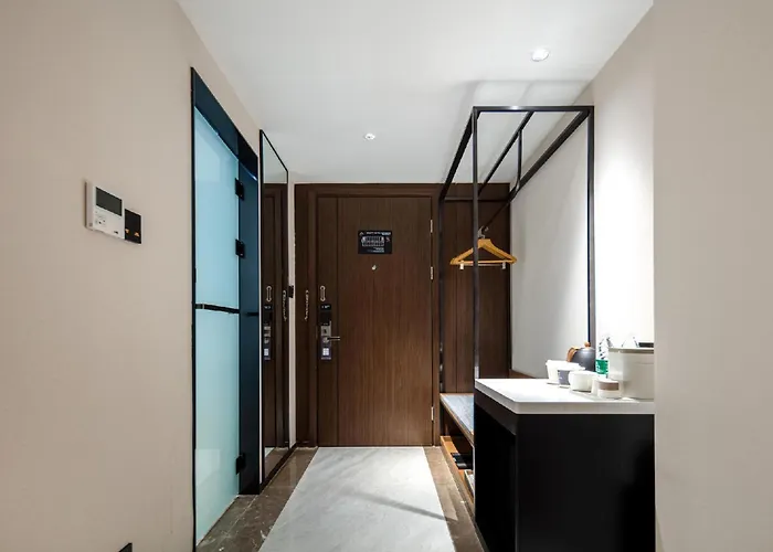Atour X Hotel Ningbo Zhenhaizhuang Avenue