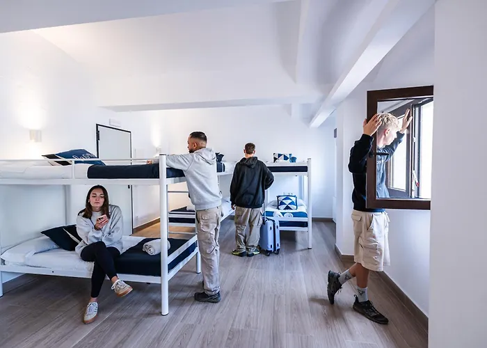 Hostal by El Collell TODO INCLUIDO