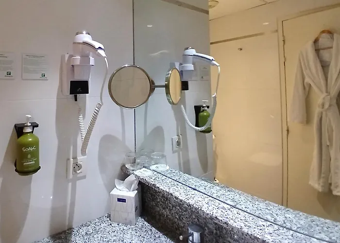 Holiday Inn Bordeaux Sud - Pessac, an IHG Hotel
