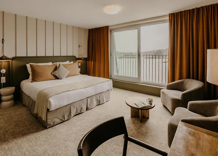Hôtel Restaurant Le Goyen