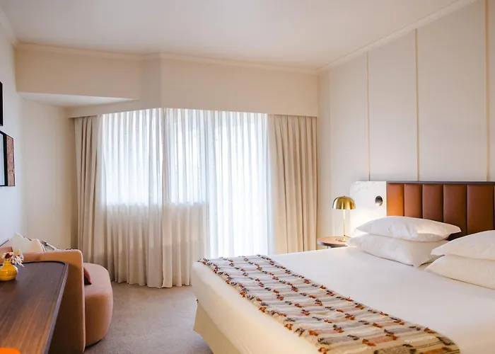 Evora Hotel