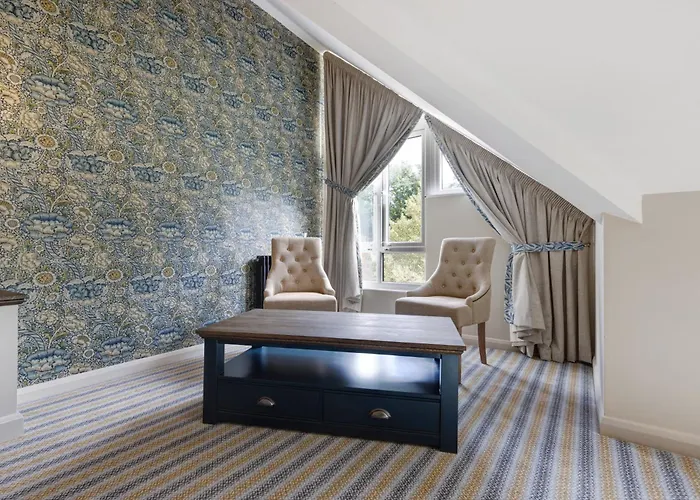 Thatchers, Leatherhead East Horsley